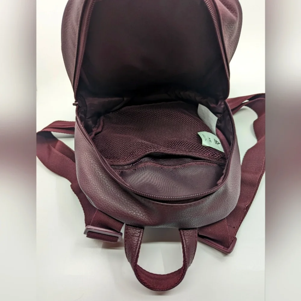 Reebok Mini Backpack - Picture 3 of 3